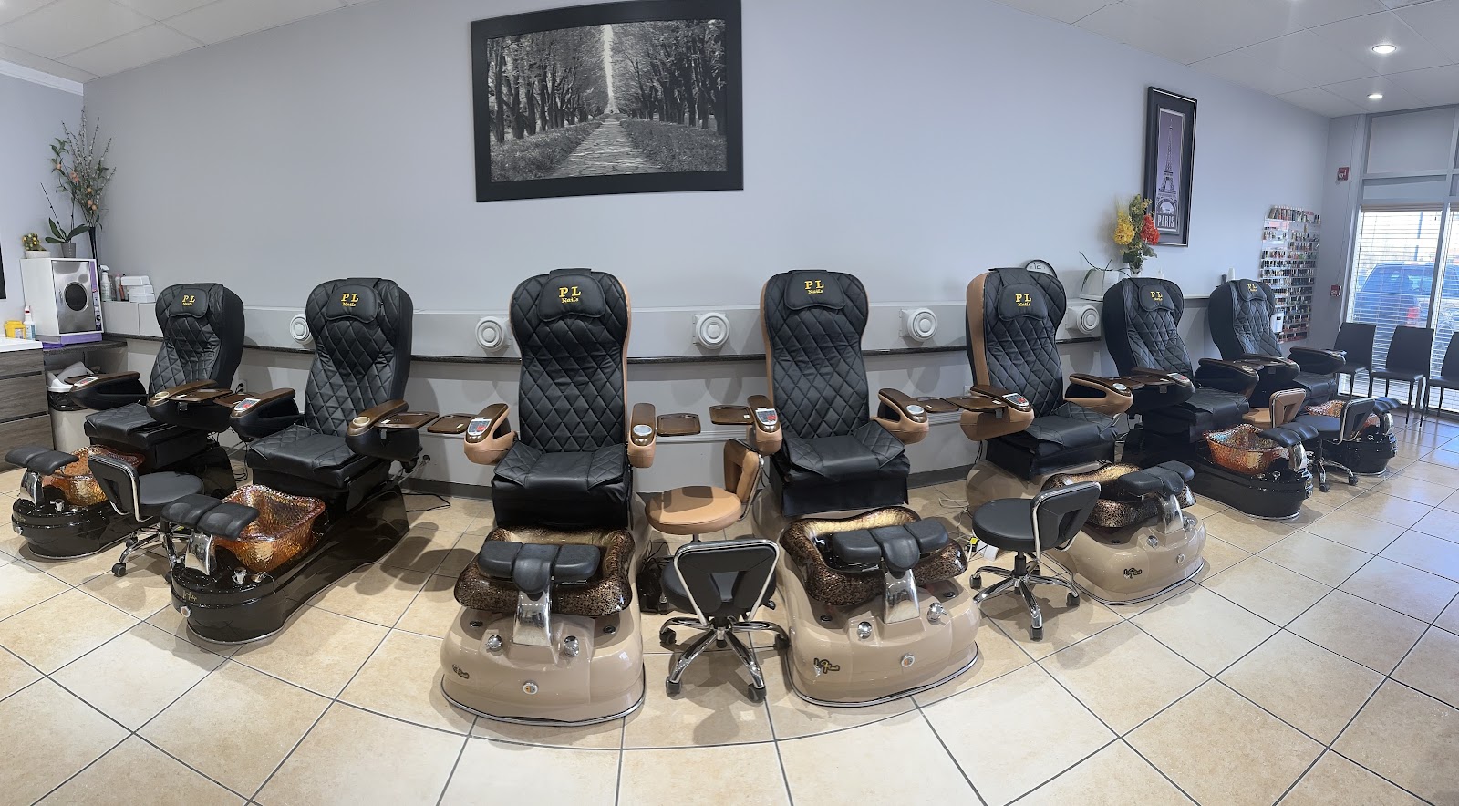Manicure station at PL Nails