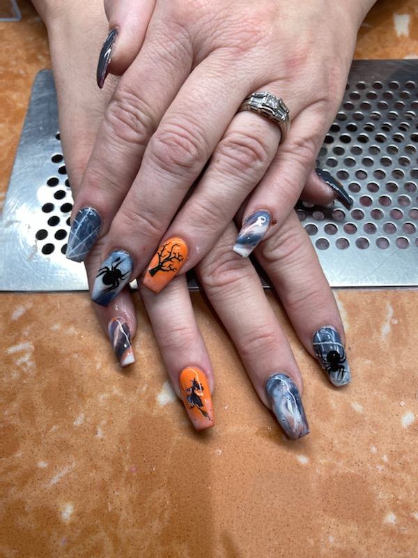 Custom nail art design